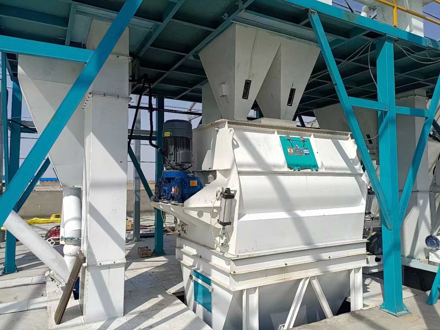 高效協同，全程智造 解析大型飼料生產線設備的集成化運作